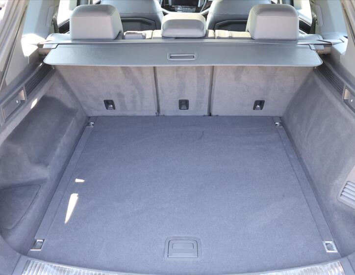 Volkswagen Touareg 10