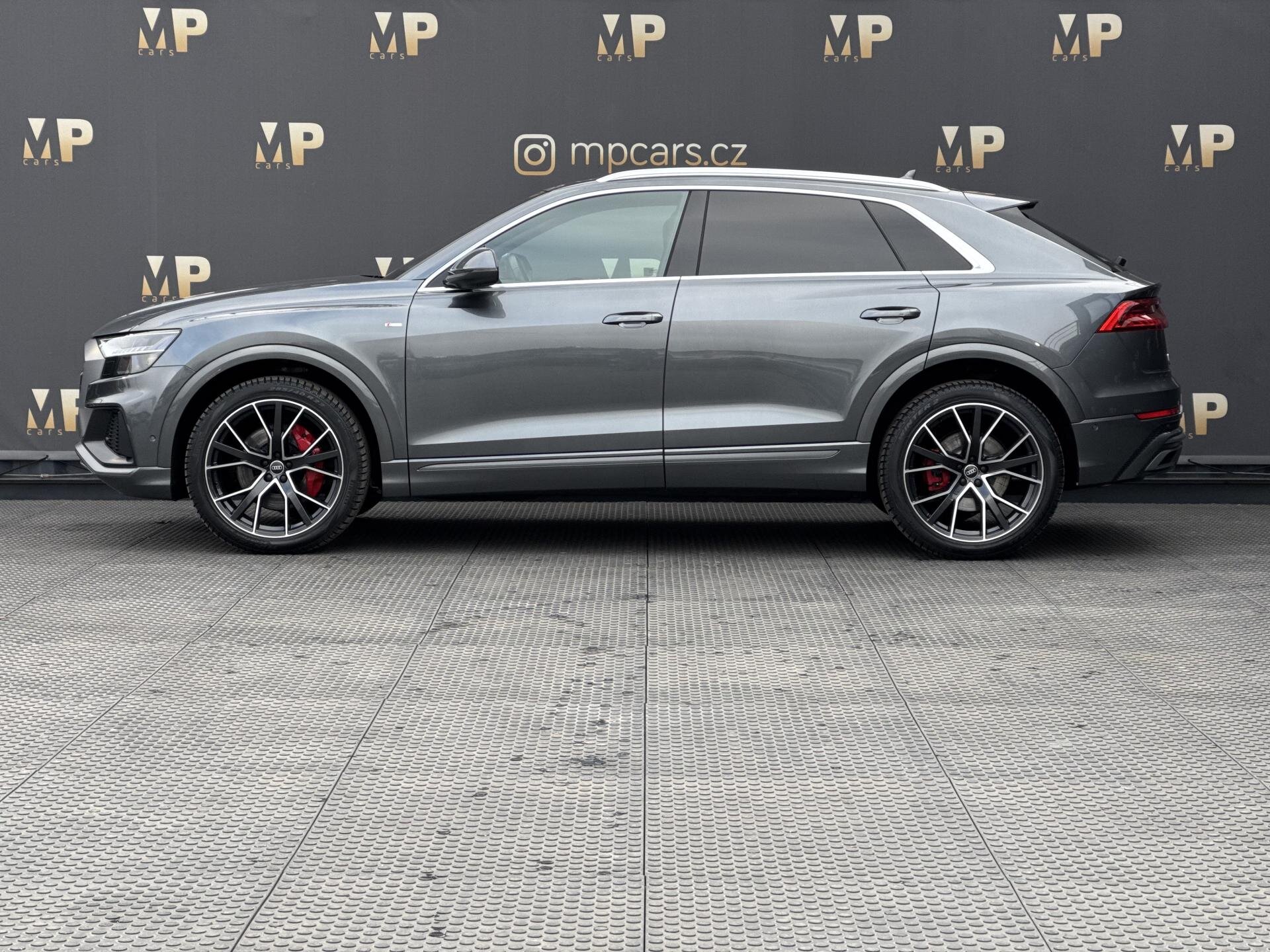 Audi Q8 SUV 3,0 l 210 kw