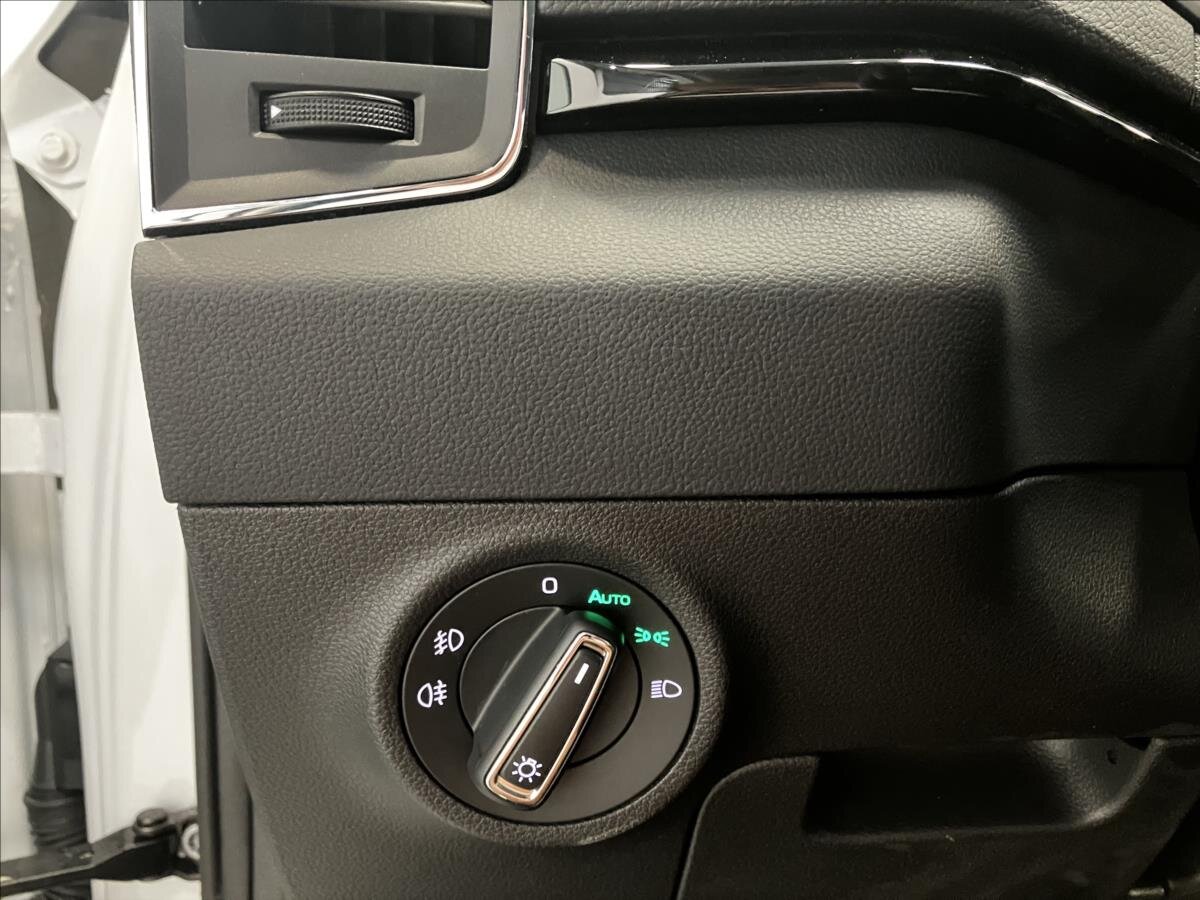 Škoda Karoq SUV / Terénní 2,0 l 85 kw