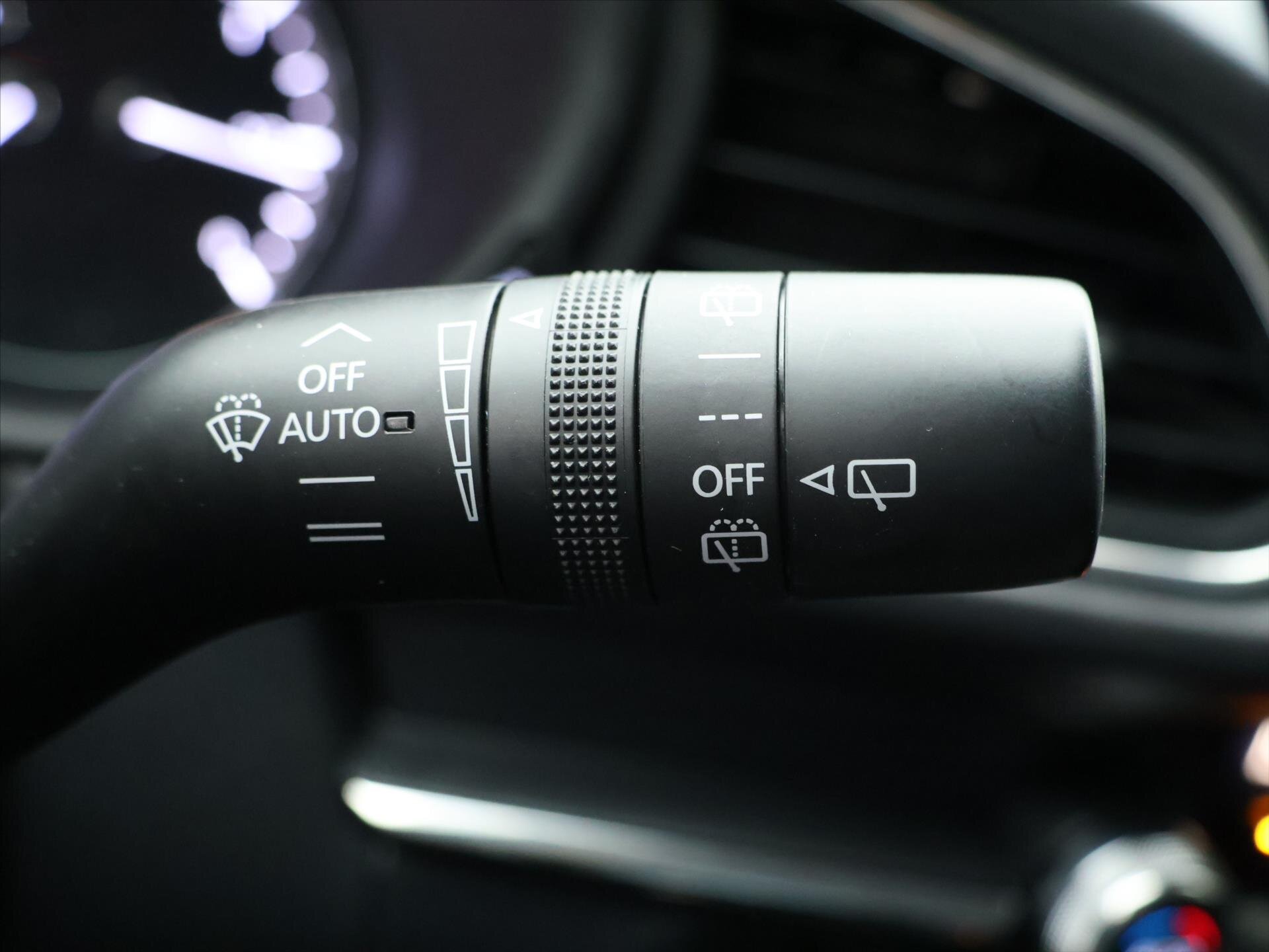 Mazda CX-30 SUV / Terénní 2,0 l 110 kw