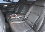 BMW Řada 7 Sedan 4,4 l 300 kw