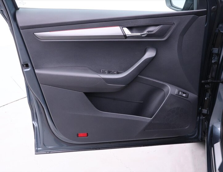 Škoda Karoq SUV / Terénní 2,0 l 85 kw