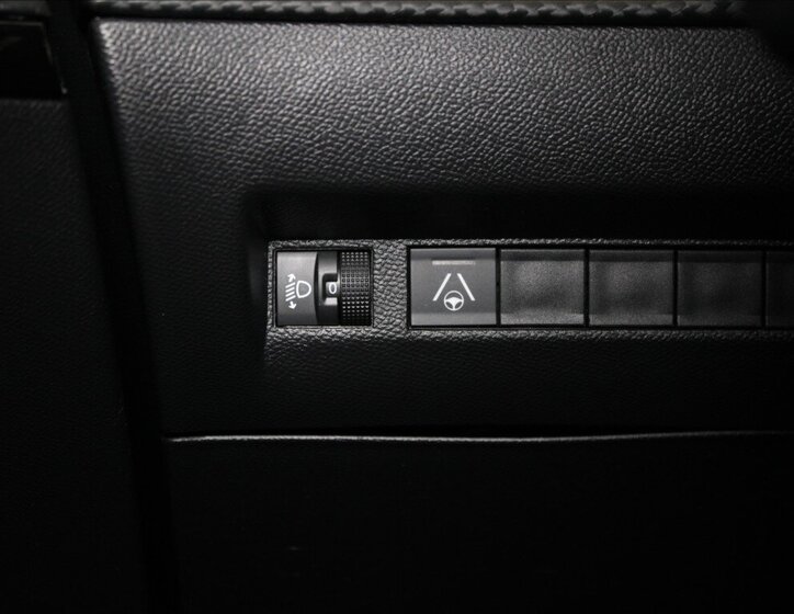 Peugeot 2008 SUV / Terénní 1,2 l 96 kw
