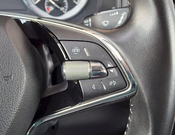 Škoda Karoq SUV / Terénní 1,5 l 110 kw