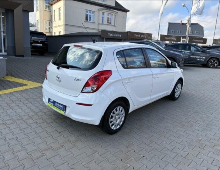 Hyundai i20 7