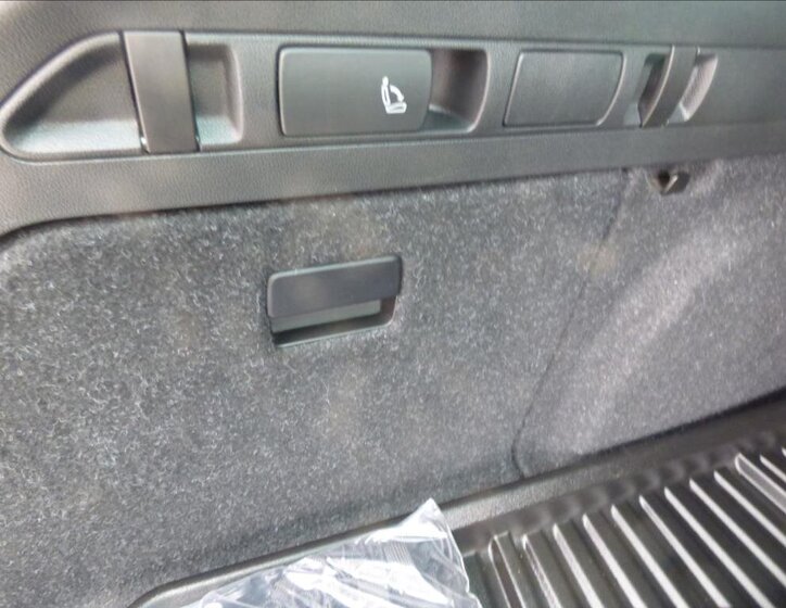 Škoda Superb Kombi 2,0 l 147 kw