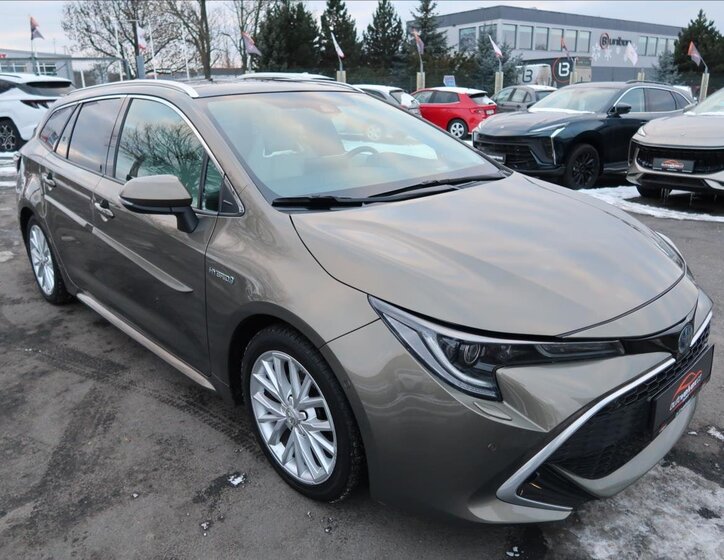 Toyota Corolla Kombi 2,0 l 132 kw