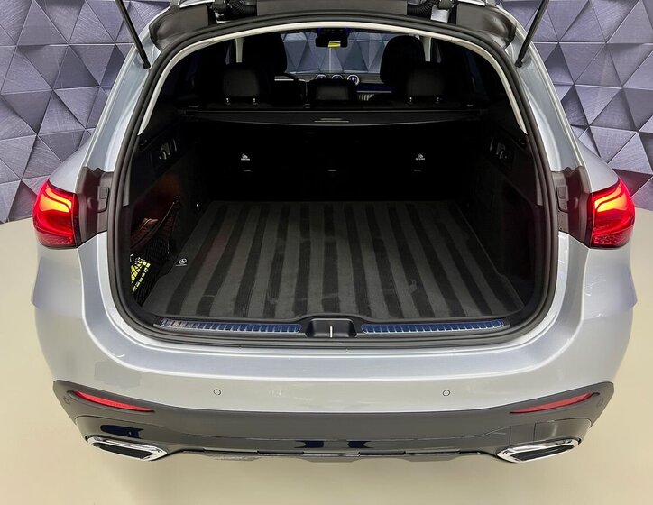 Mercedes-Benz GLC 27