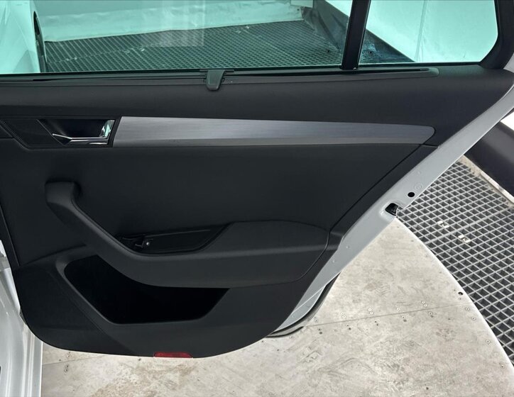 Škoda Superb Kombi 2,0 l 110 kw