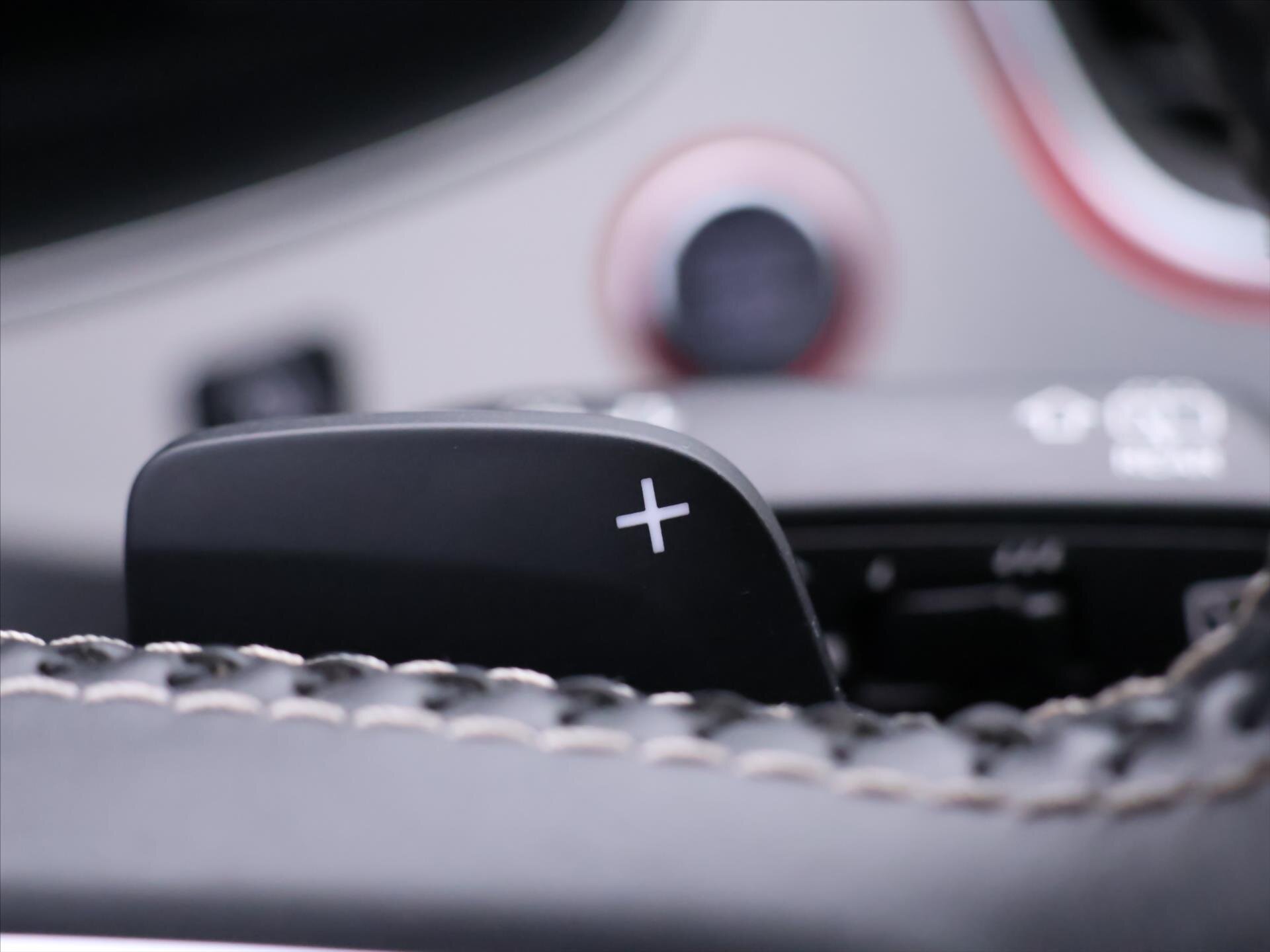 Audi SQ7 SUV 4,0 l 320 kw