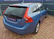 Volvo V60 Kombi 2,0 l 133 kw