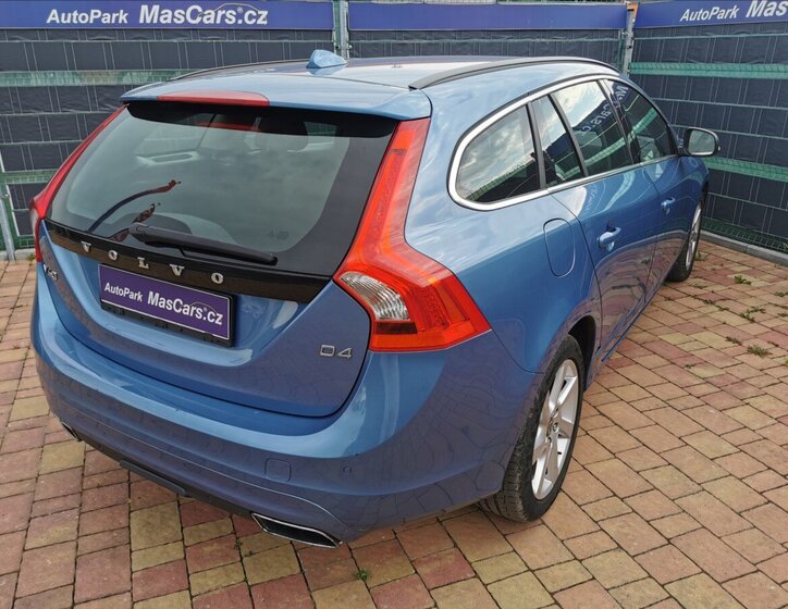 Volvo V60 Kombi 2,0 l 133 kw