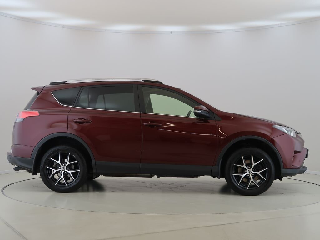 Toyota RAV4 SUV / Terénní 2,5 l 114 kw