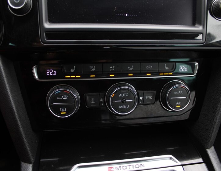 Volkswagen Passat 23