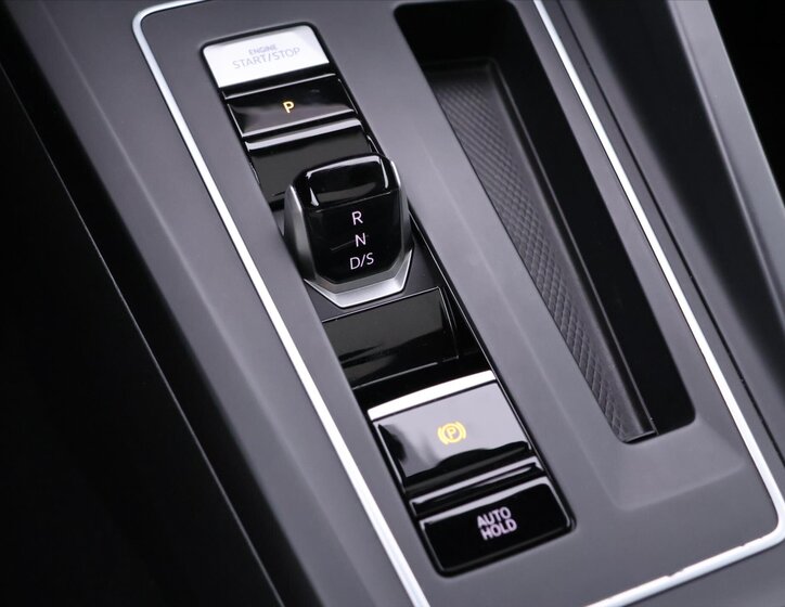 Volkswagen Golf Kombi 2,0 l 110 kw