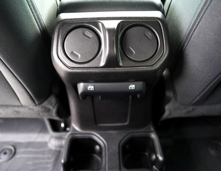 Jeep Wrangler SUV / Terénní 2,1 l 147 kw