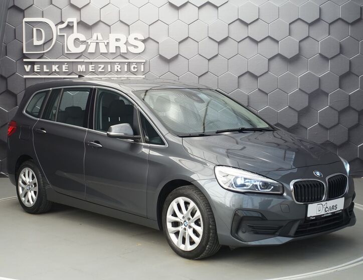 BMW Řada 2 6