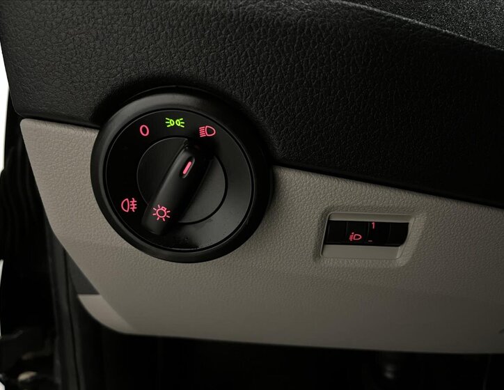 Volkswagen Transporter 16