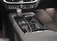 Volvo V60 Kombi 2,0 l 228 kw