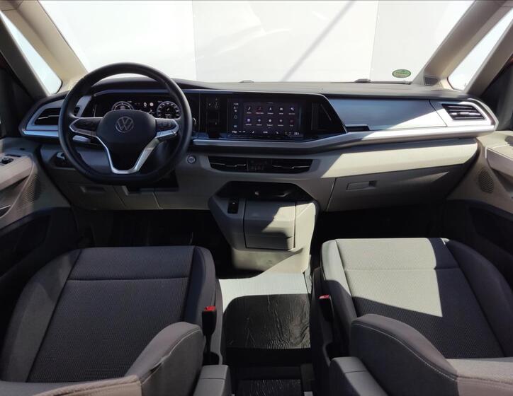 Volkswagen Multivan 5