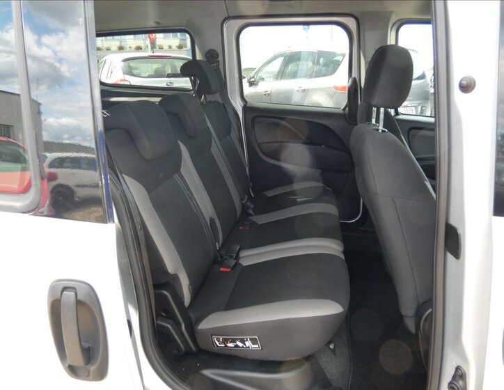 Fiat Dobló 11
