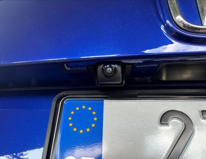 Honda Accord Sedan / Limuzína 1,5 l 141 kw