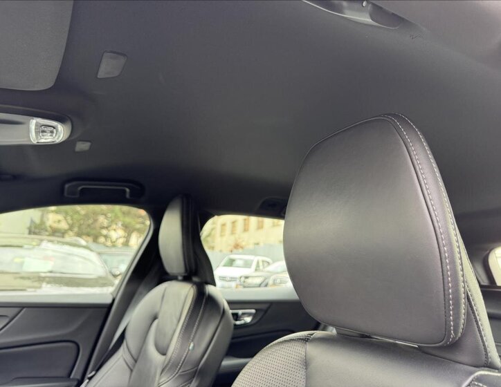 Volvo V60 Kombi 2,0 l 110 kw