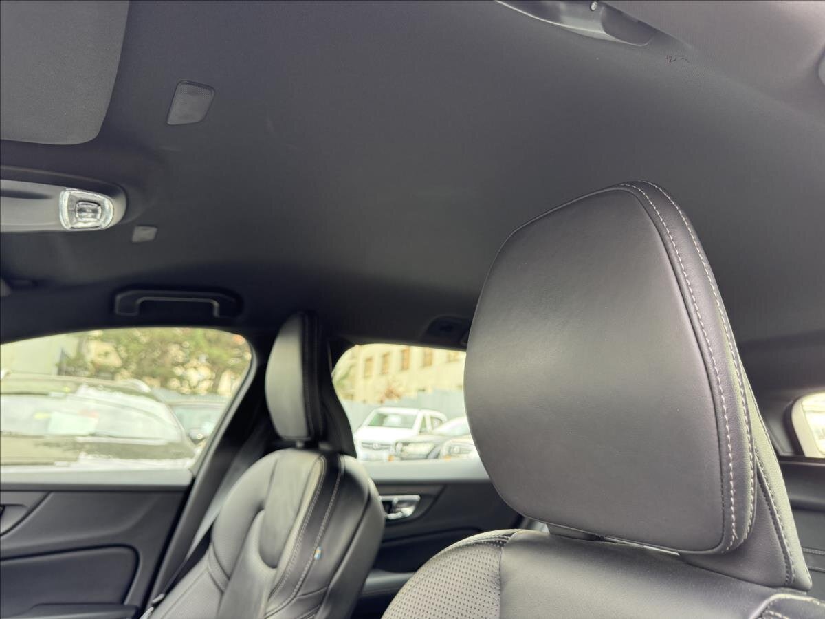 Volvo V60 Kombi 2,0 l 110 kw