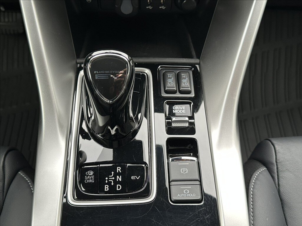 Mitsubishi Eclipse Cross Kombi 2,4 l 138 kw