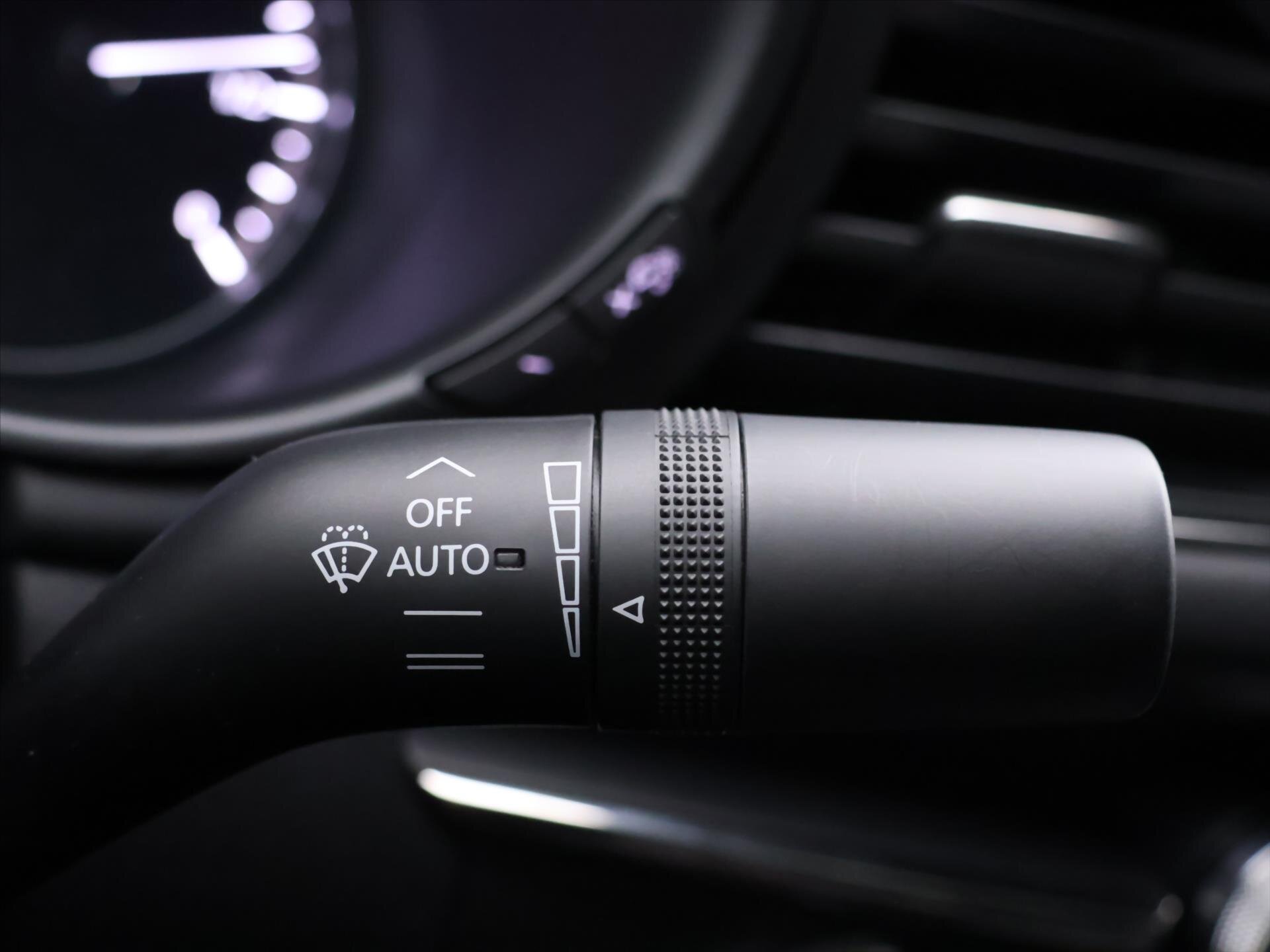 Mazda 3 Sedan 2,0 l 137 kw