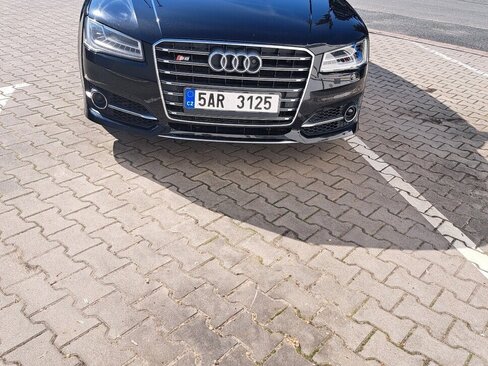 Audi S8 Sedan / Limuzína 0,0 0