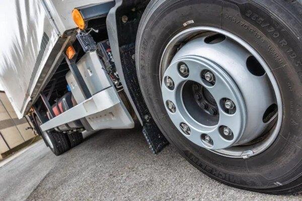 Volvo Ostatní Valník 5,1 l 210 kw