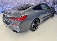 BMW M8 7