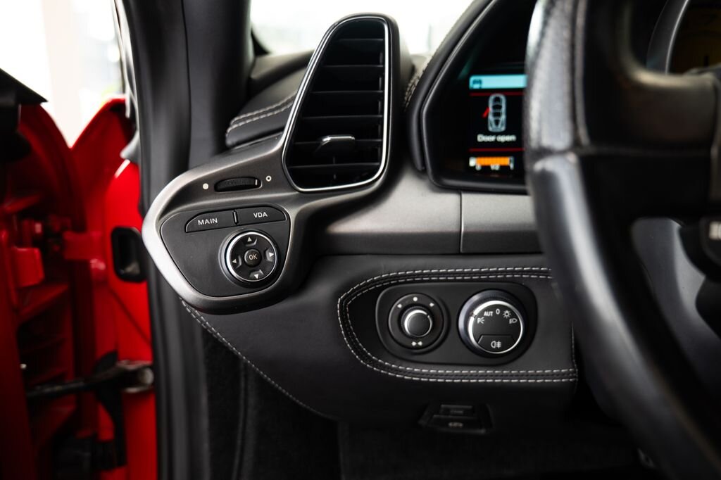 Ferrari 458 Kupé 4,5 l 416 kw