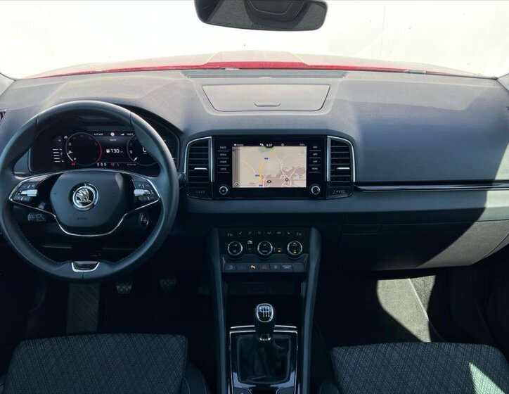 Škoda Karoq SUV / Terénní 1,5 l 110 kw