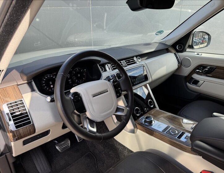 Land Rover Range Rover SUV / Terénní 3,0 l 221 kw