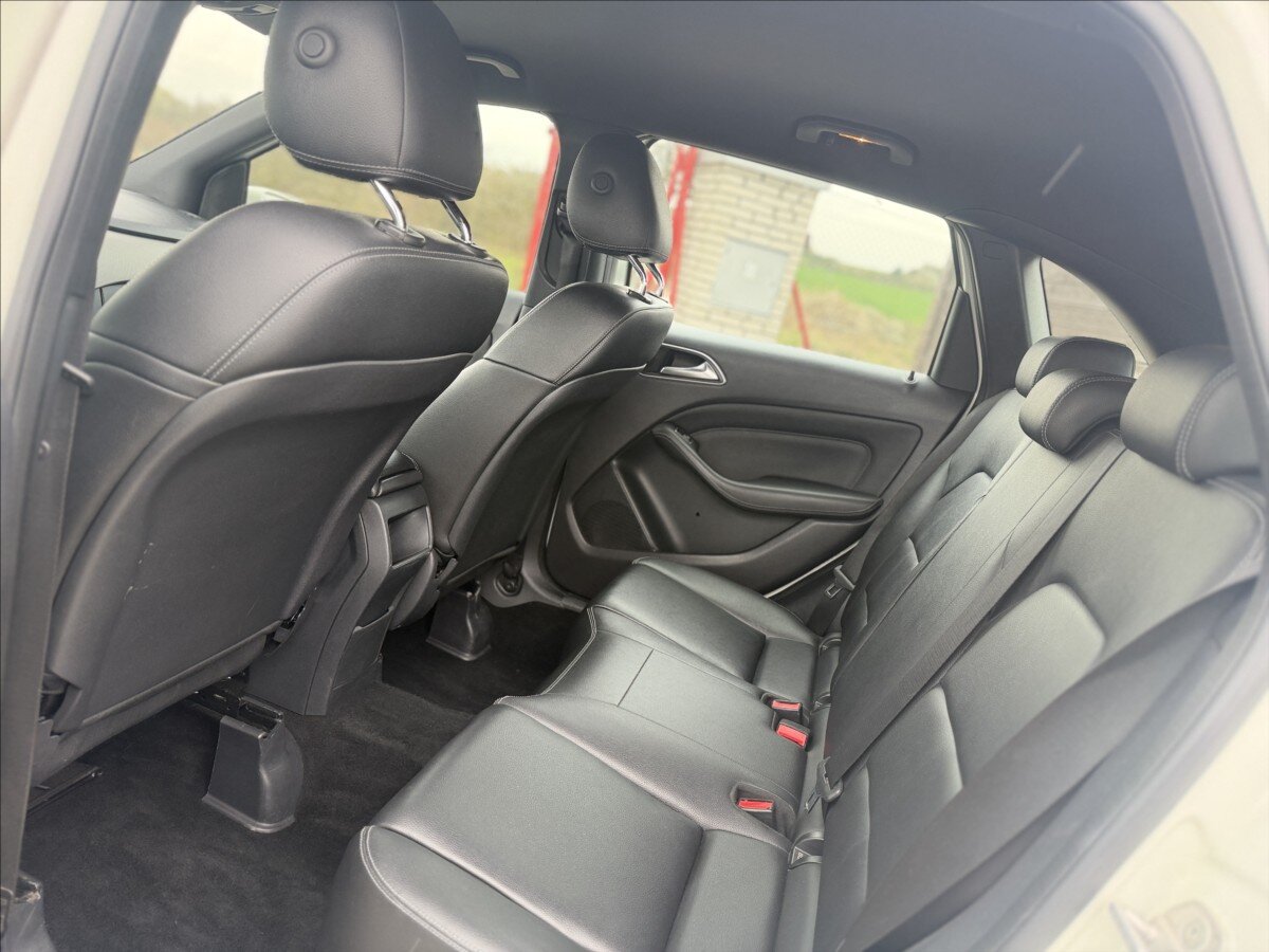 Mercedes-Benz Třídy B Kombi 1,5 l 80 kw