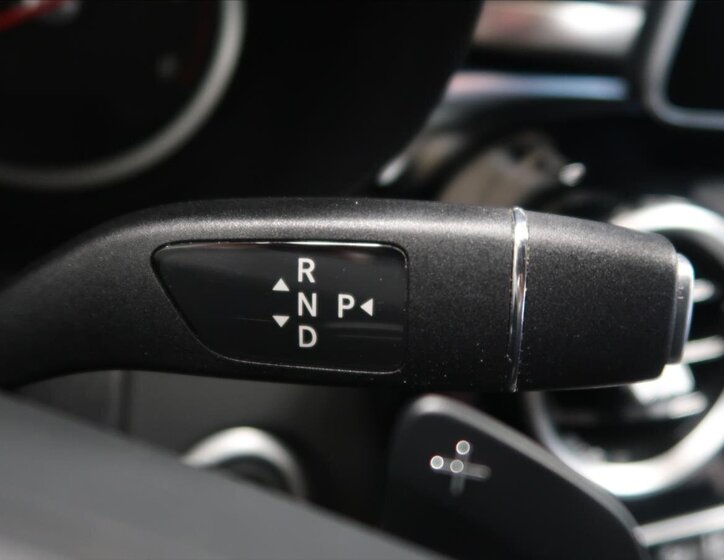 Mercedes-Benz Třídy C Kombi 1,6 l 100 kw