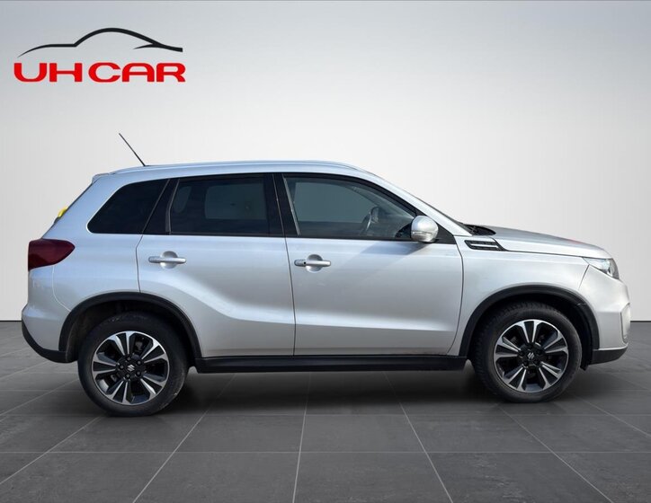 Suzuki Vitara SUV / Terénní 1,4 l 103 kw