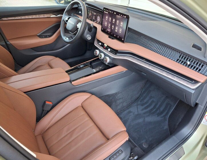 Škoda Superb Kombi 1,5 l 150 kw