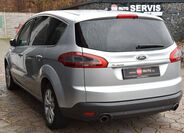 Ford S-MAX 10