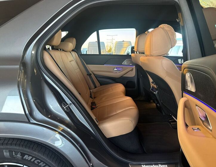 Mercedes-Benz GLE 13