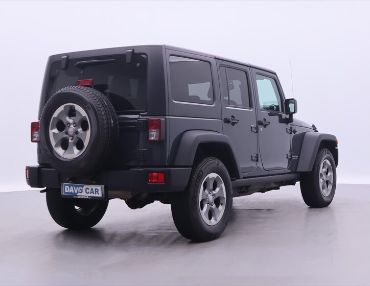 Jeep Wrangler SUV / Terénní 2,8 l 147 kw