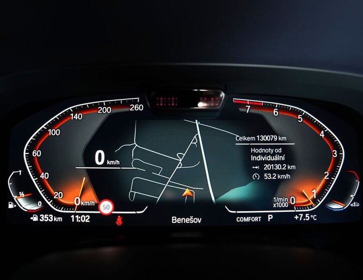 BMW X7 SUV / Terénní 3,0 l 250 kw