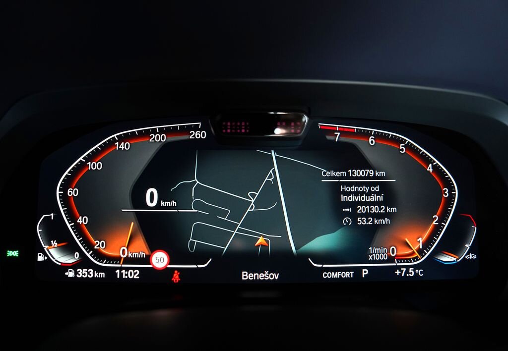 BMW X7 SUV / Terénní 3,0 l 250 kw