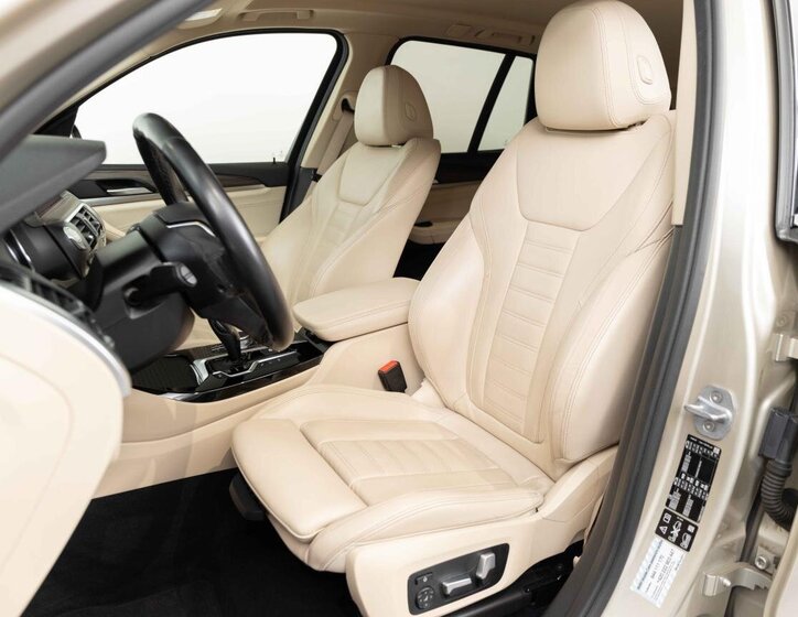 BMW X3 SUV / Terénní 3,0 l 195 kw