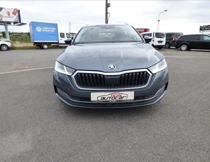 Škoda Octavia 8
