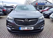 Opel Grandland X SUV 1,2 l 96 kw