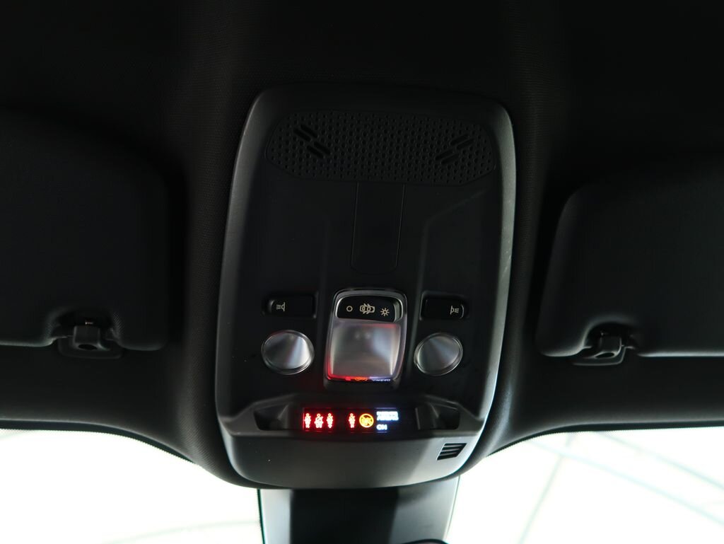 Peugeot 2008 SUV 1,2 l 74 kw