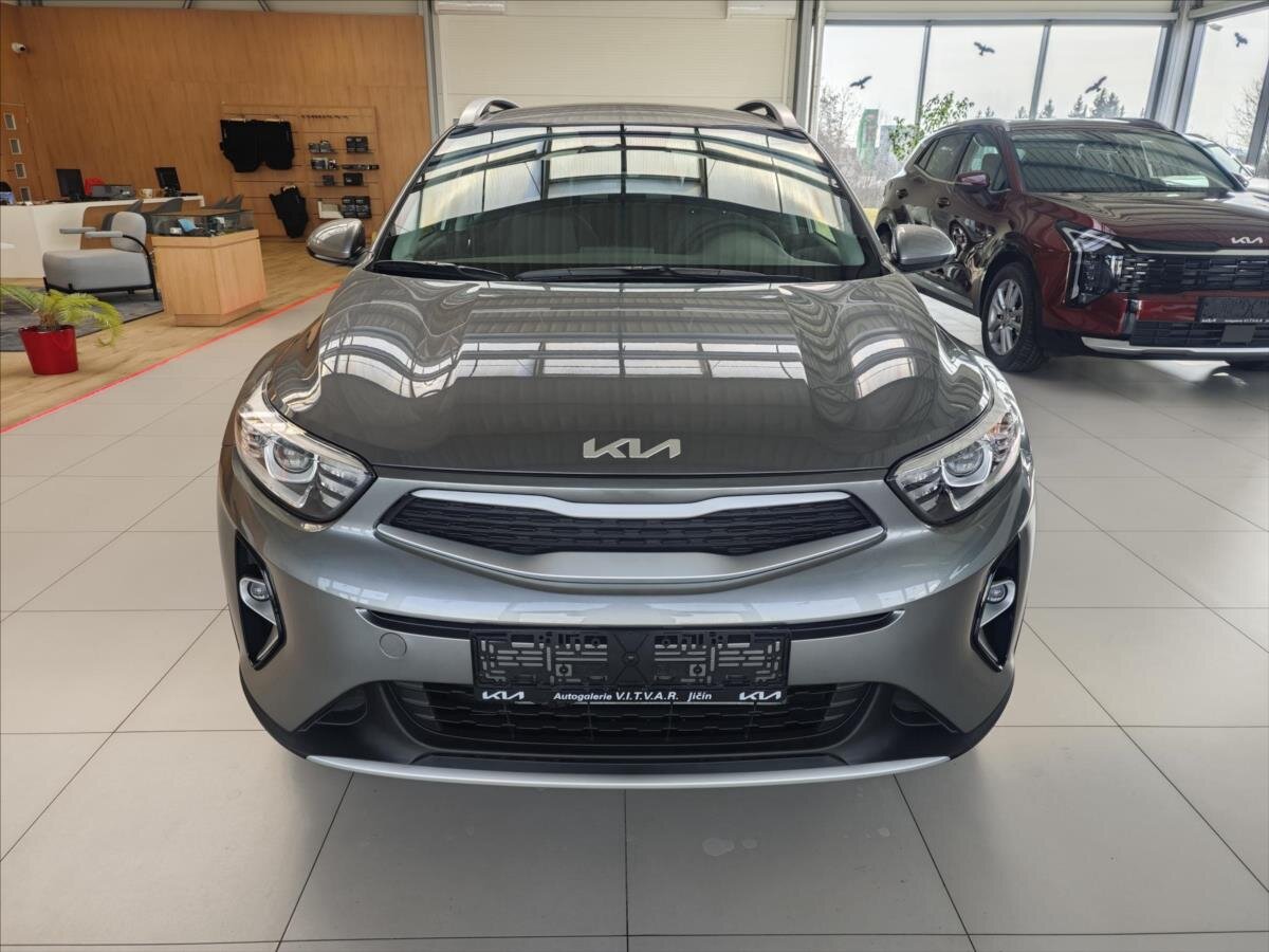 KIA Stonic CUV / Crossover 1,2 l 57 kw